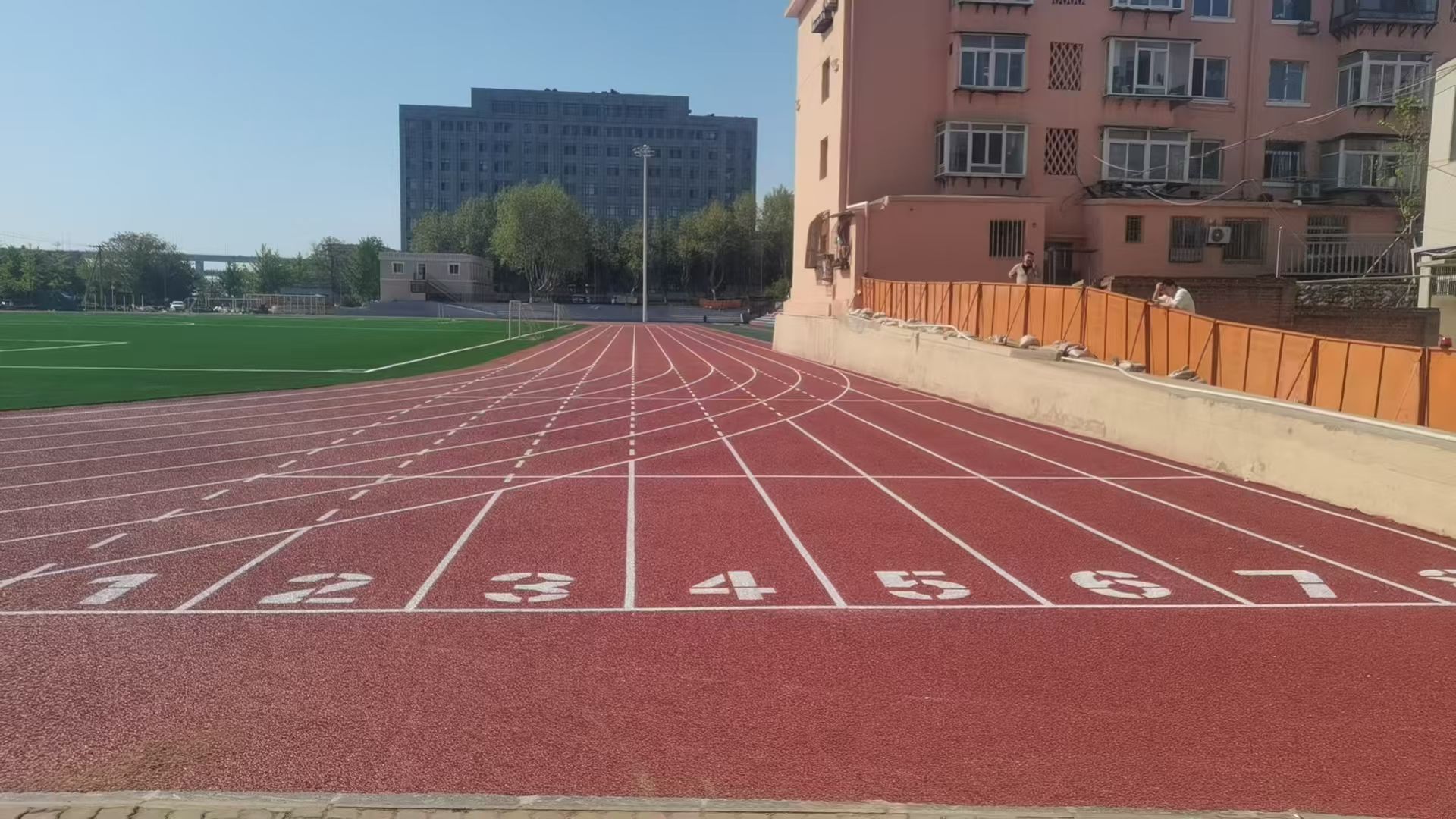 白山市混合型塑胶跑道健身步道 - 方案
